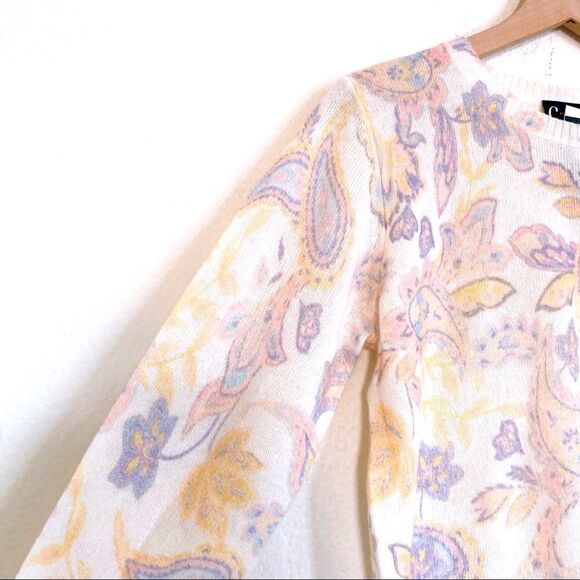 C By Bloomingdales 100% cashmere floral sweater - Picture 2 of 12